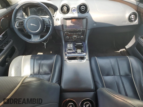 2011 Jaguar XJ XJL with VIN SAJWA2GB6BLV14612, listed as a Copart auction lot 63660355 with 93,763 mi miles and Salvage title. Bid and sale history available at DreamBid. Image 8.