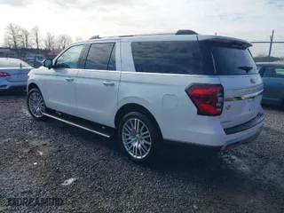 2024 Ford Expedition Max Limited with VIN 1FMJK2A88REA04582, listed as a IAAI auction lot 41606512 with 15,014 mi miles. Bid and sale history available at carsss.com. Image 3.
