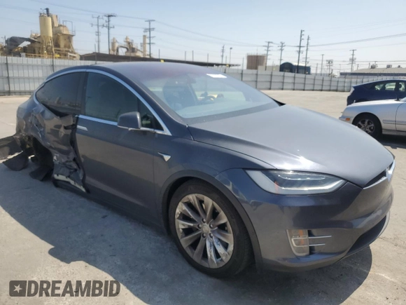 2016 Tesla Model X 70D z VIN 5YJXCBE20GF022698, wystawiony jako Copart lot #55328535 z przebiegiem Nie podano mil oraz Szkody całkowita. Historia ofert i sprzedaży dostępna na DreamBid. Obrazek 4.