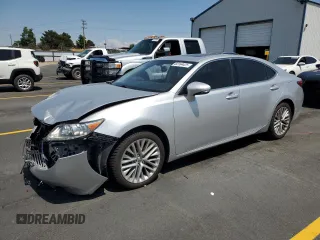 2015 Lexus ES 330 with VIN JTHBK1GG9F2160949, listed as a Copart auction lot 60164425 with 179,096 mi miles and Salvage title. Bid and sale history available at DreamBid. Image 1.