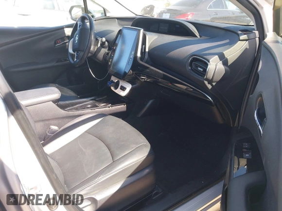 2017 Toyota Prius Plus with VIN JTDKARFP6H3021962, listed as a IAAI auction lot 42235283 with 168,233 mi miles and . Bid and sale history available at DreamBid. Image 5.