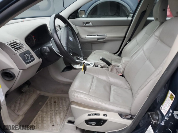 2005 Volvo V50 with VIN YV1MJ682X52090125, listed as a Copart auction lot 85632814 with 140,206 mi miles and Salvage Title. Bid and sale history available at carsss.com. Image 7.