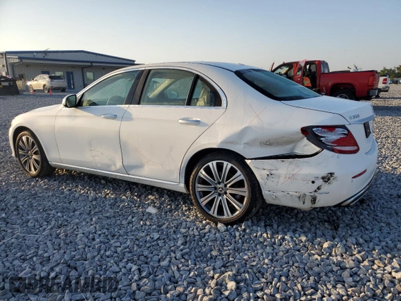 2020 Mercedes-Benz E 350 with VIN WDDZF8EB7LA732564, listed as a Copart auction lot 53996955 with 35,743 mi miles and Salvage Title. Bid and sale history available at DreamBid. Image 2.