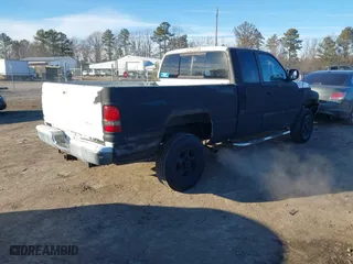1998 Dodge Ram 1500 with VIN 3B7HF13YXWG142885, listed as a IAAI auction lot 41404805 with 252,588 mi miles. Bid and sale history available at carsss.com. Image 4.