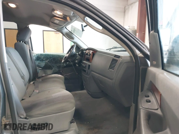 2006 Dodge 1500 SLT with VIN 1D7HU18216S617848, listed as a IAAI auction lot 41919979 with 97,133 mi miles and . Bid and sale history available at DreamBid. Image 5.