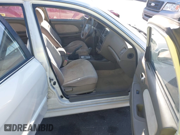 2004 Hyundai Sonata with VIN KMHWF25S84A016263, listed as a IAAI auction lot 41767003 with 140,301 mi miles. Bid and sale history available at carsss.com. Image 5.