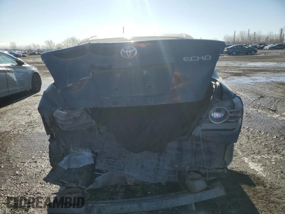 2003 Toyota ECHO z VIN JTDBT123530304829, wystawiony jako Copart lot #50893075 z przebiegiem 186 031 mil mil oraz Nie do naprawy • Non repairable. Historia ofert i sprzedaży dostępna na DreamBid. Obrazek 6.