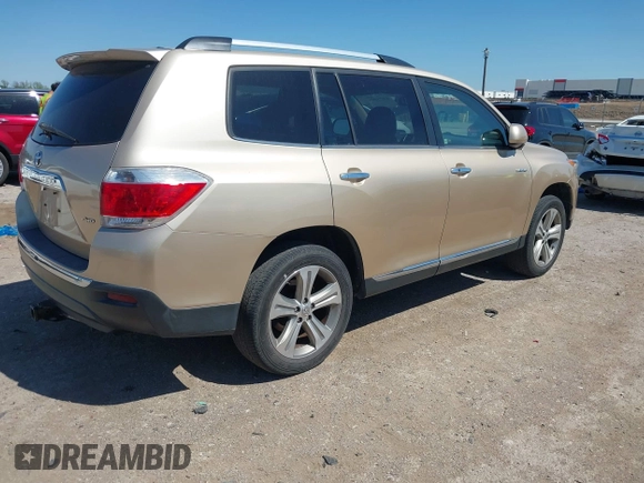2011 Toyota Highlander Limited with VIN 5TDDK3EH8BS086668, listed as a IAAI auction lot 42071099 with 217,504 mi miles and . Bid and sale history available at DreamBid. Image 4.