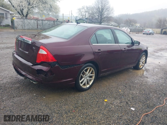 2011 Ford Fusion SEL with VIN 3FAHP0JA1BR256209, listed as a IAAI auction lot 41962125 with 205,737 mi miles. Bid and sale history available at carsss.com. Image 4.