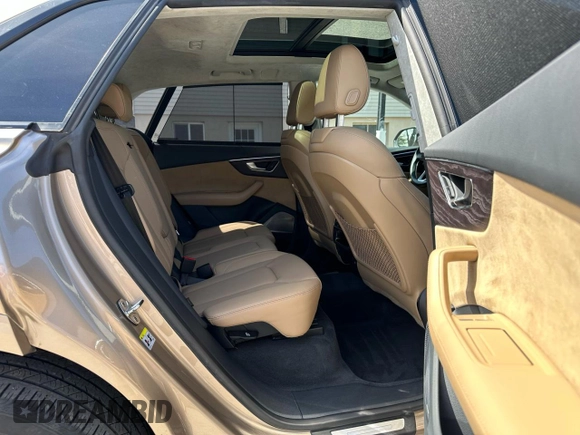 2019 Audi Q8 Prestige with VIN WA1FVBF18KD015892, listed as a Copart auction lot 52225795 with 61,436 mi miles and Clean title. Bid and sale history available at DreamBid. Image 9.