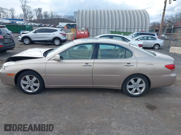 2005 Lexus ES 330 with VIN JTHBA30G255073920, listed as a IAAI auction lot 41886960 with 118,848 mi miles. Bid and sale history available at carsss.com. Image 14.
