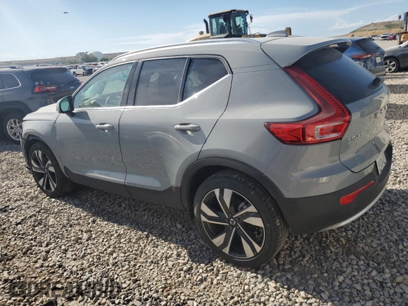 2025 Volvo XC40 Plus Bright Theme with VIN YV4L12UE3S2504316, listed as a Copart auction lot 58528235 with 9,200 mi miles and Clean title. Bid and sale history available at DreamBid. Image 2.