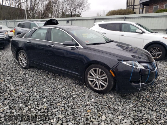 2014 Lincoln MKZ with VIN 3LN6L2G93ER800263, listed as a Copart auction lot 52548755 with 189,447 mi miles and Clean Title. Bid and sale history available at carsss.com. Image 4.