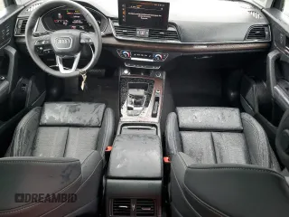 2023 Audi Q5 S line Prestige z VIN WA1FAAFY6P2191975, wystawiony jako Copart lot #43663885 z przebiegiem 22 374 mil mil oraz Szkoda całkowita • Salvage title. Historia ofert i sprzedaży dostępna na DreamBid. Obrazek 8.