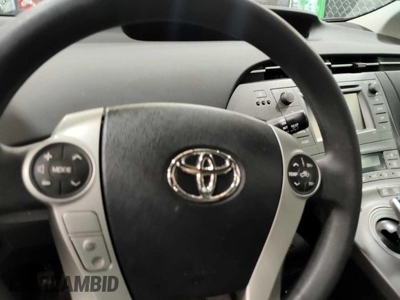 2015 Toyota Prius Four с VIN JTDKN3DU9F0477057, выставлен на аукционе IAAI как лот 42588777 с пробегом 57 102 миль миль и . История ставок и продаж доступна на DreamBid. Изображение 32.