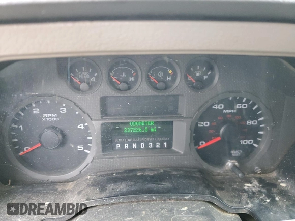 2008 Ford F-350 XL with VIN 1FTWW31RX8EB18787, listed as a Copart auction lot 43568645 with 237,226 mi miles and Salvage Title. Bid and sale history available at DreamBid. Image 9.