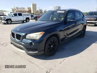 2013 BMW X1 xDrive28i with VIN WBAVL1C56DVR88434, listed as a Copart auction lot 52126925 with 136,187 mi miles and Salvage Title. Bid and sale history available at carsss.com. Image 1.