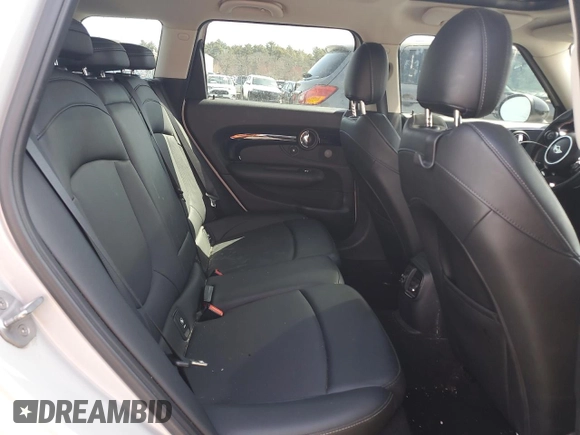 2019 MINI Clubman Cooper S z VIN WMWLU5C53K2G80151, wystawiony jako Copart lot #51054165 z przebiegiem 106 330 mil mil oraz Szkoda całkowita • Salvage title. Historia ofert i sprzedaży dostępna na DreamBid. Obrazek 10.