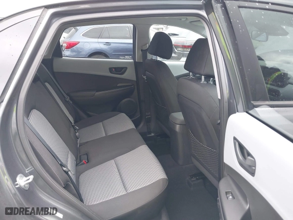 2019 Hyundai Kona SEL with VIN KM8K2CAA8KU360619, listed as a IAAI auction lot 41692944 with 27,515 mi miles. Bid and sale history available at carsss.com. Image 8.