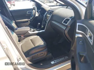 2014 Ford Explorer Sport z VIN 1FM5K8GT9EGA14259, wystawiony jako IAAI lot #42607836 z przebiegiem 83 178 mil mil oraz . Historia ofert i sprzedaży dostępna na DreamBid. Obrazek 5.