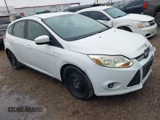 2012 Ford Focus SE with VIN 1FAHP3K20CL197291, listed as a IAAI auction lot 41643107 with 152,421 mi miles and . Bid and sale history available at carsss.com. Image 1.