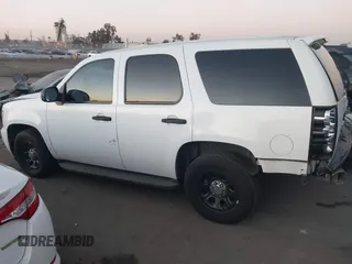 2009 Chevrolet Tahoe Police z VIN 1GNEC03059R274545, wystawiony jako IAAI lot #41156691 z przebiegiem 195 702 mil mil oraz . Historia ofert i sprzedaży dostępna na DreamBid. Obrazek 15.