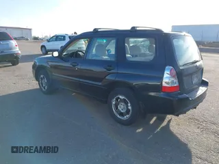2006 Subaru Forester 2.5 X with VIN JF1SG63626H709567, listed as a IAAI auction lot 41799538 with 196,444 mi miles. Bid and sale history available at carsss.com. Image 3.