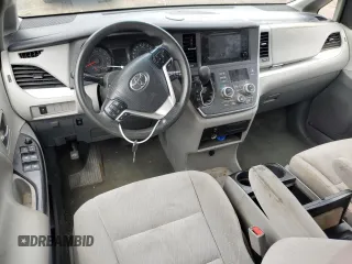 2015 Toyota Sienna LE with VIN 5TDJK3DC5FS120127, listed as a Copart auction lot 60461345 with 152,368 mi miles and Salvage title. Bid and sale history available at DreamBid. Image 8.