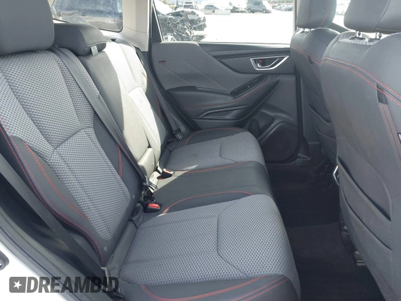 2019 Subaru Forester Sport with VIN JF2SKAPC6KH424538, listed as a IAAI auction lot 41861837 with 109,734 mi miles. Bid and sale history available at carsss.com. Image 8.