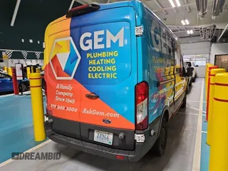 2018 Ford Transit with VIN 1FTYR2CM7JKA93043, listed as a IAAI auction lot 42178350 with 142,061 mi miles. Bid and sale history available at carsss.com. Image 1.