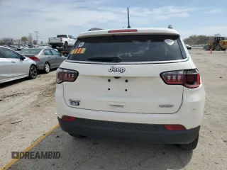 2018 Jeep Compass Latitude with VIN 3C4NJDBB2JT291162, listed as a Copart auction lot 53295245 with 82,852 mi miles and Salvage Title. Bid and sale history available at DreamBid. Image 6.