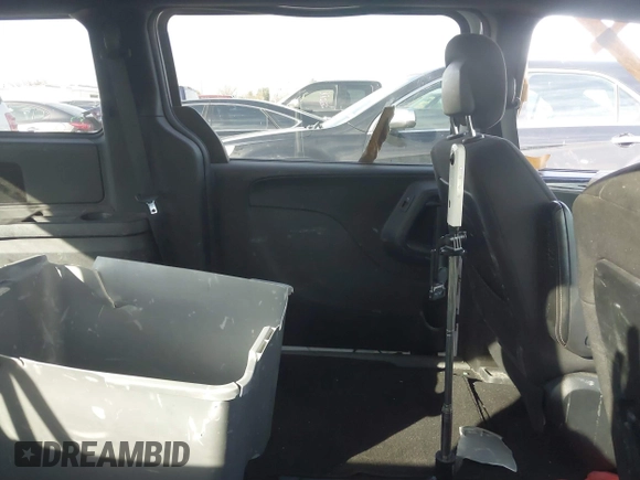 2018 Dodge Grand Caravan SE Plus with VIN 2C4RDGBG2JR206538, listed as a IAAI auction lot 41337205 with 219,287 mi miles and . Bid and sale history available at DreamBid. Image 8.