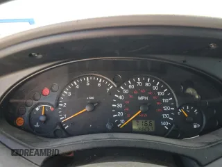 2001 Ford Focus ZX3 z VIN 3FAFP313X1R243418, wystawiony jako Copart lot #48558175 z przebiegiem 43 257 mil mil oraz Szkoda całkowita • Salvage title. Historia ofert i sprzedaży dostępna na DreamBid. Obrazek 9.