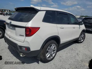 2025 Honda Passport EX-L z VIN 5FNYF8H59SB010319, wystawiony jako Copart lot #53439305 z przebiegiem 2519 mil mil oraz Szkody całkowita. Historia ofert i sprzedaży dostępna na DreamBid. Obrazek 3.