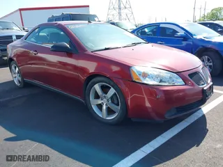 2008 Pontiac G6 GT with VIN 1G2ZH36N084305494, listed as a IAAI auction lot 42006516 with 154,577 mi miles. Bid and sale history available at carsss.com. Image 1.