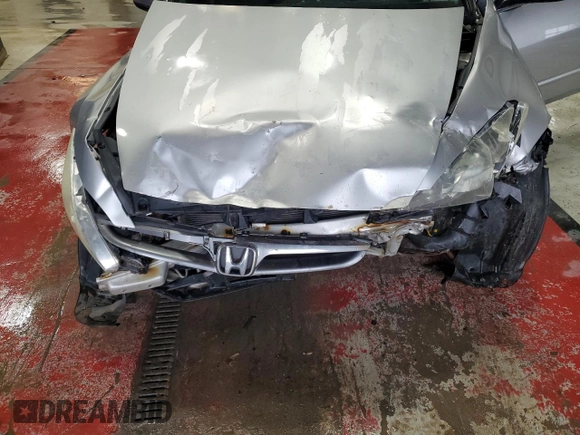 2006 Honda Accord LX SE z VIN 1HGCM55326A166493, wystawiony jako Copart lot #53471055 z przebiegiem 259 786 mil mil oraz Szkoda całkowita • Salvage title. Historia ofert i sprzedaży dostępna na DreamBid. Obrazek 11.
