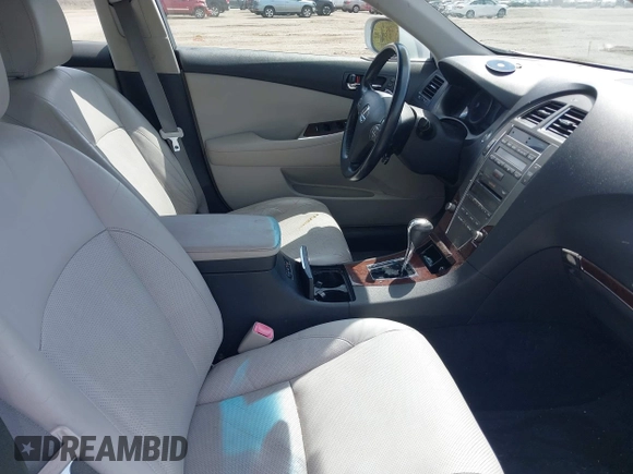 2010 Lexus ES 330 with VIN JTHBK1EG2A2366173, listed as a IAAI auction lot 42212977 with 160,658 mi miles and . Bid and sale history available at DreamBid. Image 5.