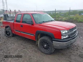 2005 Chevrolet Silverado 1500 Work Truck z VIN 2GCEK19V051112720, wystawiony jako IAAI lot #42329743 z przebiegiem 90 072 mil mil oraz . Historia ofert i sprzedaży dostępna na DreamBid. Obrazek 1.