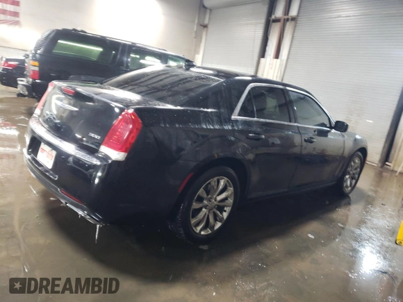 2015 Chrysler 300 Limited with VIN 2C3CCARG9FH810889, listed as a Copart auction lot 44935415 with 163,581 mi miles and Salvage Title. Bid and sale history available at carsss.com. Image 3.