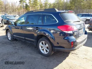 2013 Subaru Outback 2.5i Premium with VIN 4S4BRBCC3D3260778, listed as a IAAI auction lot 42050301 with 119,245 mi miles. Bid and sale history available at carsss.com. Image 3.