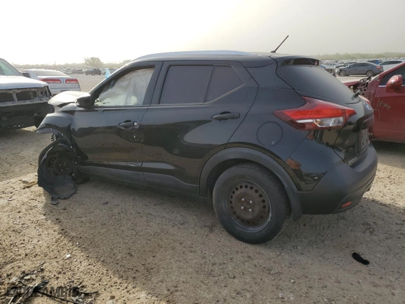 2018 Nissan Kicks SV with VIN 3N1CP5CU3JL532516, listed as a Copart auction lot 49723265 with 68,521 mi miles and Clean Title. Bid and sale history available at carsss.com. Image 2.