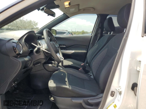 2020 Nissan Kicks SV z VIN 3N1CP5CV9LL487710, wystawiony jako Copart lot #58723695 z przebiegiem 76 425 mil mil oraz Szkoda całkowita • Salvage title. Historia ofert i sprzedaży dostępna na DreamBid. Obrazek 7.