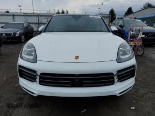 2023 Porsche Cayenne with VIN WP1BA2AY2PDA26686, listed as a Copart auction lot 47087905 with 11,126 mi miles and Salvage title. Bid and sale history available at DreamBid. Image 5.