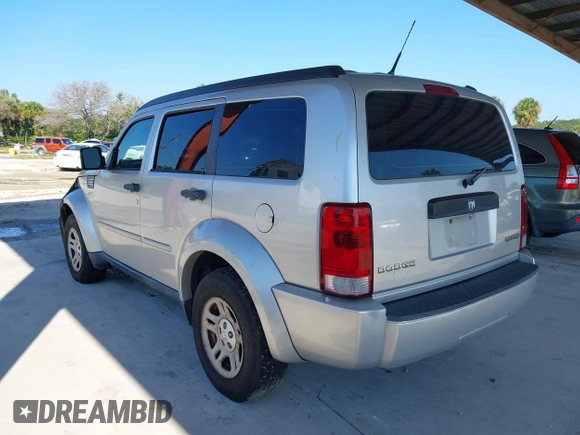 2011 Dodge Nitro SE z VIN 1D4PT2GK0BW535485, wystawiony jako IAAI lot #40405360 z przebiegiem 223 882 mil mil oraz . Historia ofert i sprzedaży dostępna na DreamBid. Obrazek 3.