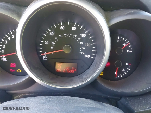 2013 Kia Soul + with VIN KNDJT2A67D7513379, listed as a IAAI auction lot 40951054 with 67,588 mi miles. Bid and sale history available at carsss.com. Image 7.