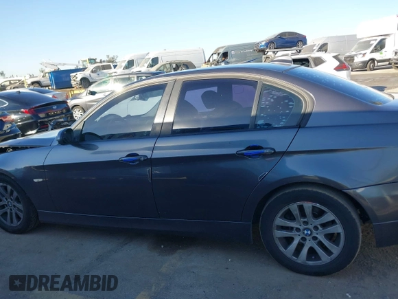2007 BMW 3 Series 328i with VIN WBAVA375X7NL13220, listed as a IAAI auction lot 41645918 with 192,439 mi miles and . Bid and sale history available at DreamBid. Image 14.