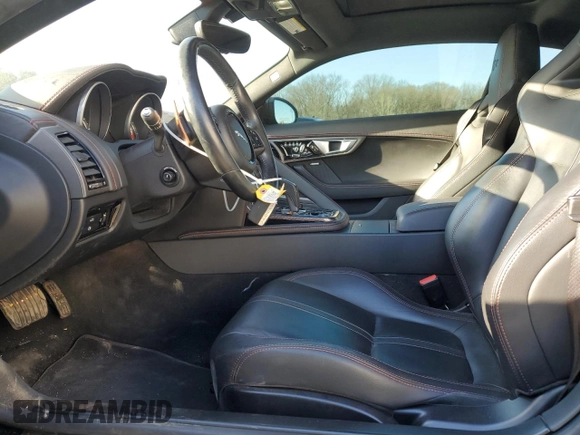 2015 Jaguar F-Type R z VIN SAJWA6DA2FMK11961, wystawiony jako Copart lot #43099684 z przebiegiem 64 438 mil mil oraz . Historia ofert i sprzedaży dostępna na DreamBid. Obrazek 7.