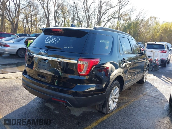 2017 Ford Explorer z VIN 1FM5K7B88HGD05787, wystawiony jako IAAI lot #40861587 z przebiegiem 103 715 mil mil oraz . Historia ofert i sprzedaży dostępna na DreamBid. Obrazek 4.