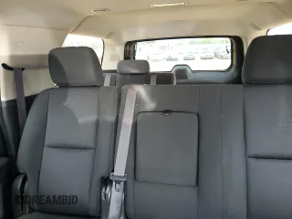 2013 Chevrolet Suburban LS z VIN 1GNSCHE00DR221307, wystawiony jako Copart lot #54684925 z przebiegiem 203 169 mil mil oraz Szkoda całkowita • Salvage title. Historia ofert i sprzedaży dostępna na DreamBid. Obrazek 10.