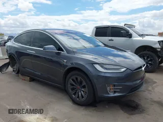 2018 Tesla Model X 75D with VIN 5YJXCBE29JF126629, listed as a IAAI auction lot 42205838 with 47,343 mi miles and . Bid and sale history available at DreamBid. Image 1.